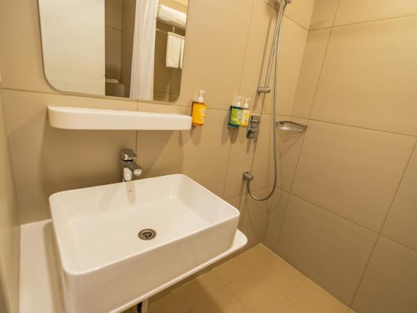 Bloom Hotel - Richmond Road : photo 6 de la chambre chambre lit queen-size deluxe