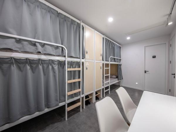Forest Hostel Shanghai Jing'an : photo 2 de la chambre lit dans dortoir pour hommes de 4 lits