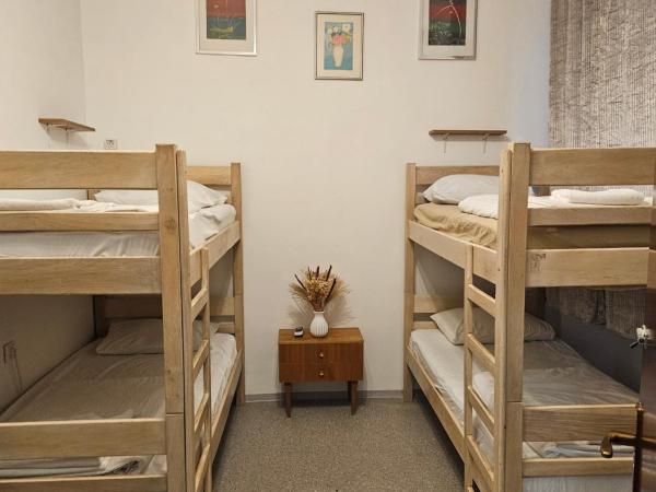 Castello Hostel : photo 1 de la chambre lit dans dortoir mixte de 4 lits