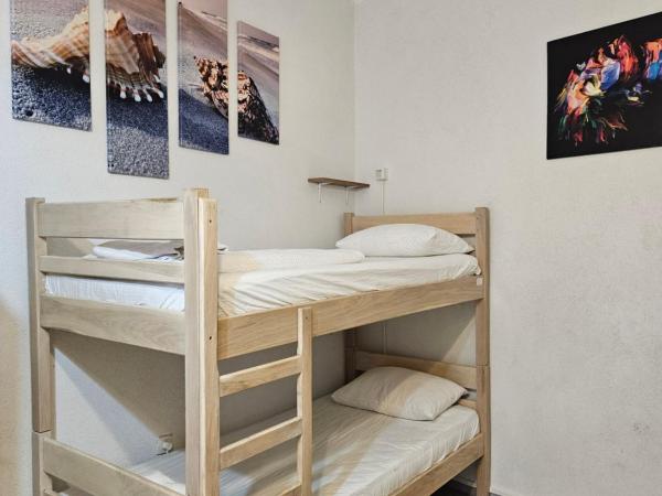 Castello Hostel : photo 2 de la chambre lit dans dortoir mixte de 6 lits