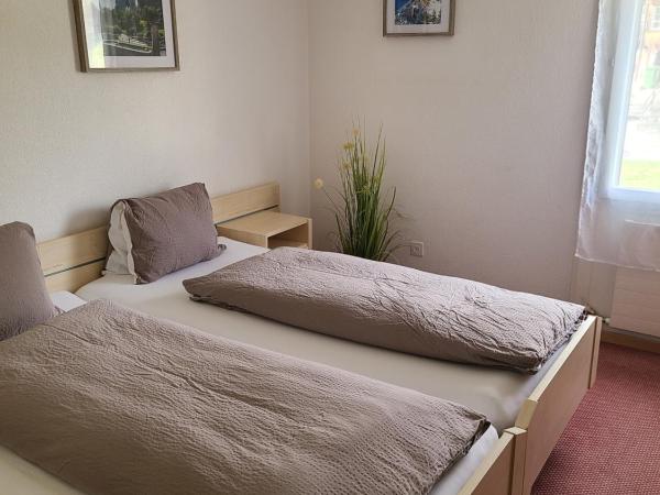 Hotel Residence : photo 1 de la chambre chambre double - vue sur montagne