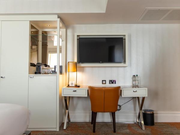 Hilton London Hyde Park : photo 8 de la chambre chambre lit king-size deluxe