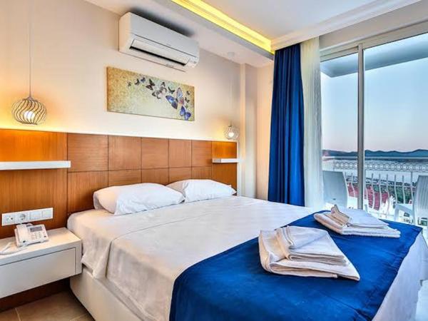 Maria : photo 4 de la chambre chambre deluxe avec 2 lits doubles