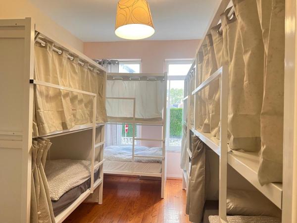 SwissPorto Guest House : photo 2 de la chambre lit dans dortoir mixte de 8 lits