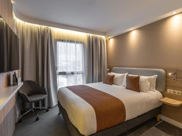 Holiday Inn Express Ajaccio, an IHG Hotel : photo 2 de la chambre chambre standard lit queen-size