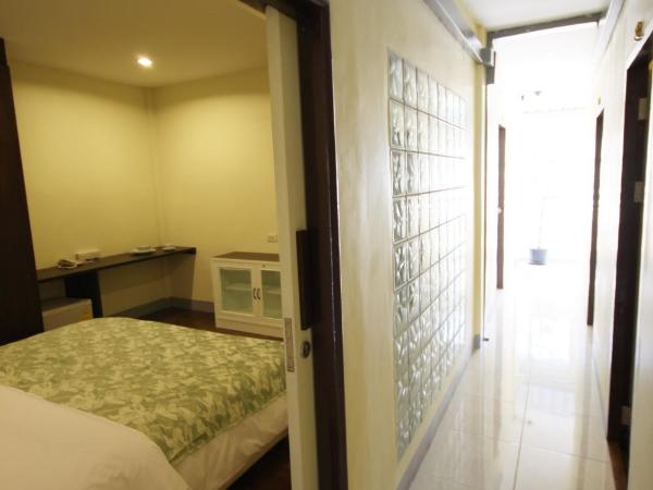 Nine Place Sukhumvit 40 : photo 6 de la chambre chambre double ou lits jumeaux standard