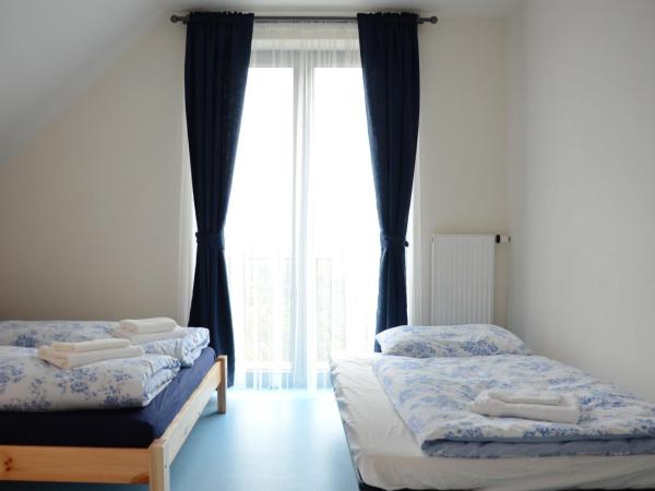 Mezi Stromy : photo 2 de la chambre chambre double avec lit d'appoint