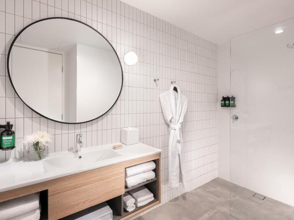 Crowne Plaza Adelaide, an IHG Hotel : photo 6 de la chambre chambre lit king-size standard