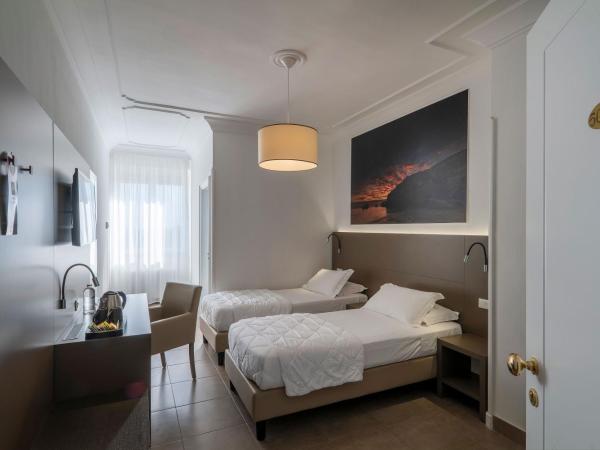 Hotel Delle Palme : photo 1 de la chambre chambre double ou lits jumeaux standard