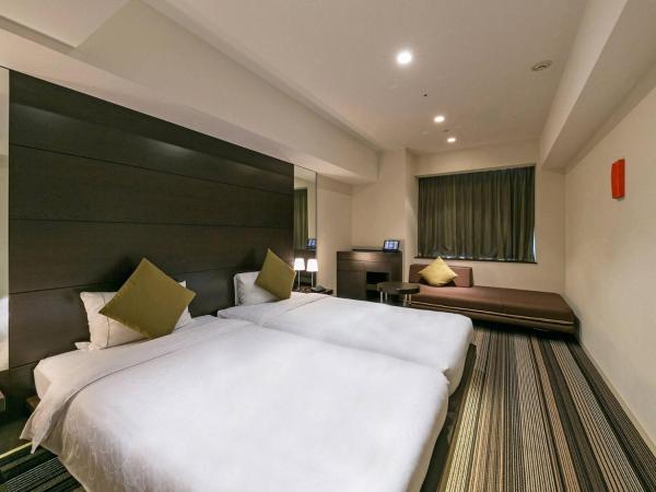 Hotel Brighton City Osaka Kitahama : photo 1 de la chambre chambre lits jumeaux d'angle exécutive de luxe hollywood - non-fumeurs - 27 m²