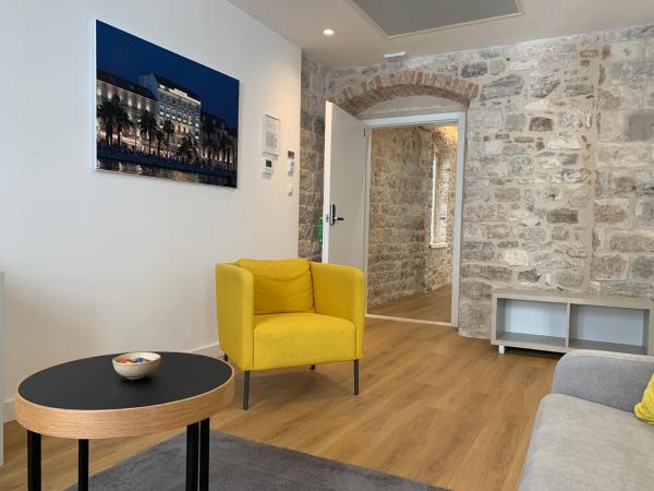 Priuli Luxury Rooms : photo 9 de la chambre chambre lit king-size deluxe - vue sur ville