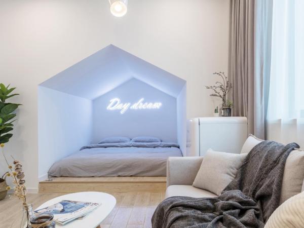 Forest Hostel Shanghai Jing'an : photo 2 de la chambre chambre lit king-size supérieure