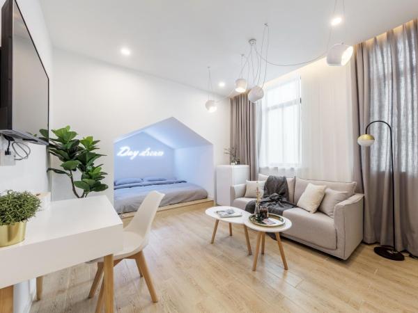 Forest Hostel Shanghai Jing'an : photo 4 de la chambre chambre lit king-size supérieure