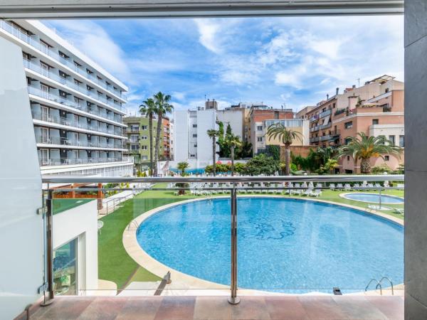 Hotel Anabel : photo 3 de la chambre chambre double ou lits jumeaux supérieure - vue sur piscine