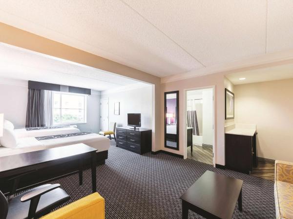 La Quinta Inn & Suites by Wyndham San Antonio Downtown : photo 3 de la chambre suite studio avec 2 lits doubles - non-fumeurs