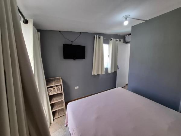 Hostel Jardim da Saúde : photo 3 de la chambre suite - vue sur piscine