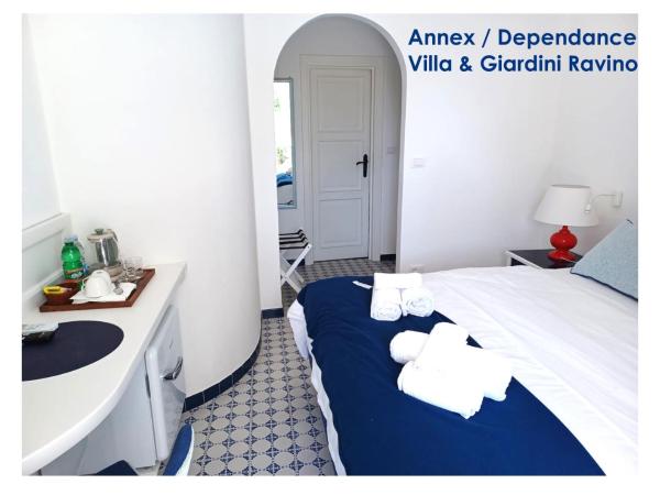 Villa Ravino Secret Retreat : photo 5 de la chambre chambre double avec salle de bains privative