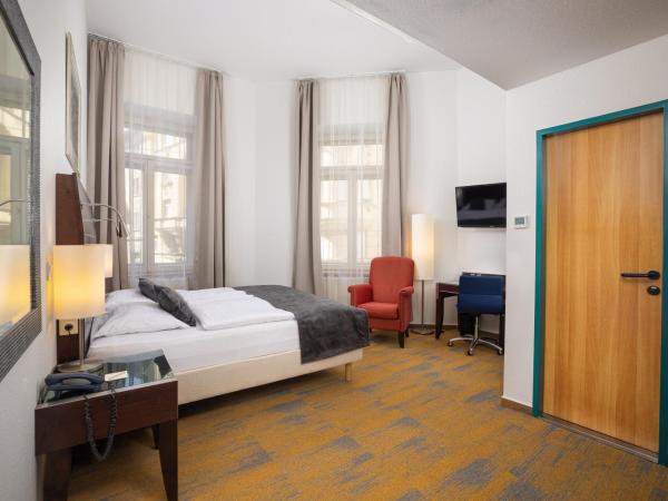 City Hotel Matyas : photo 3 de la chambre chambre double ou lits jumeaux