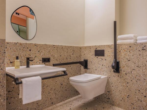 The Usual Brussels : photo 1 de la chambre chambre « the accessible »