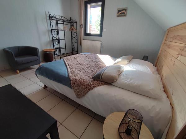 Auberge du Col du Festre : photo 2 de la chambre chambre double - vue sur montagne