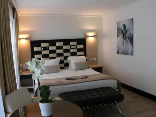 Hôtel Victoria : photo 2 de la chambre chambre double deluxe avec terrasse - vue sur jardin