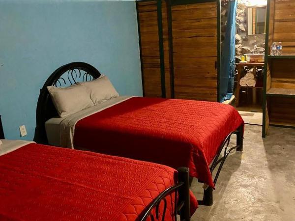 Ekohotel Kuishtak : photo 4 de la chambre chambre double