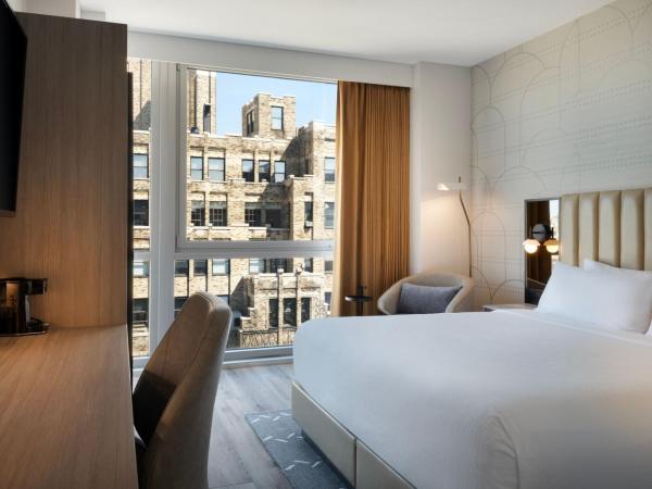Courtyard by Marriott New York Manhattan / Soho : photo 3 de la chambre chambre lit king-size - vue sur ville