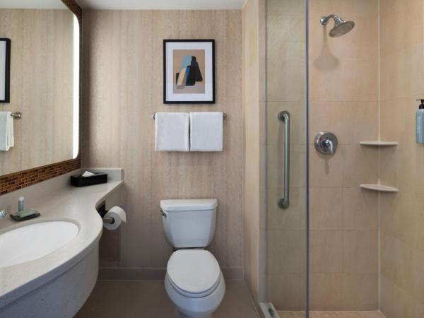 Courtyard by Marriott New York Manhattan / Soho : photo 2 de la chambre chambre lit king-size