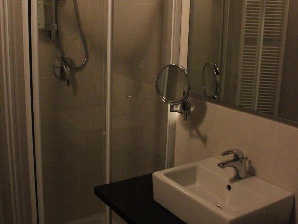 B&B Fanzago : photo 8 de la chambre chambre lits jumeaux