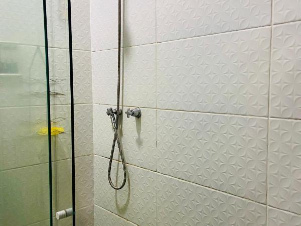 Galeria SP Hostel : photo 7 de la chambre chambre double avec toilettes communes