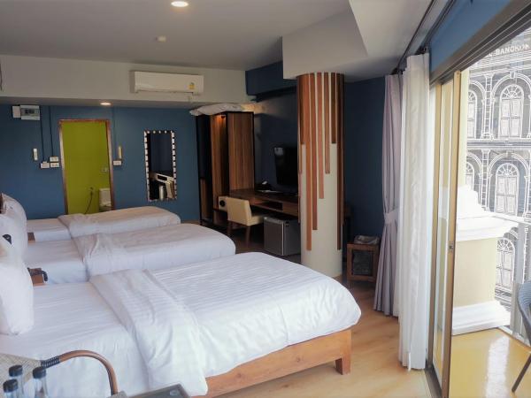 Siri Oriental Bangkok Hotel : photo 8 de la chambre chambre triple d'angle