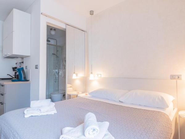 L&B Old Town Studio Apartments : photo 10 de la chambre appartement