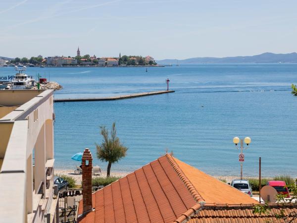 Hotel Niko : photo 5 de la chambre chambre double avec balcon - côté mer