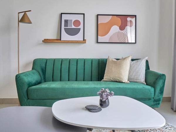 Stella Stays Lana Tower : photo 8 de la chambre appartement 2 chambres avec terrasse