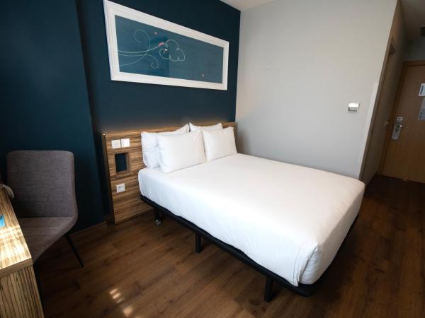Travelodge Madrid Metropolitano : photo 4 de la chambre chambre double