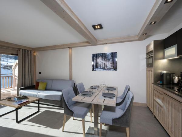 MGM Hôtels & Résidences - Résidence Le Roc Des Tours : photo 4 de la chambre appartement prestige 1 chambre pour 4 personnes avec accès au spa