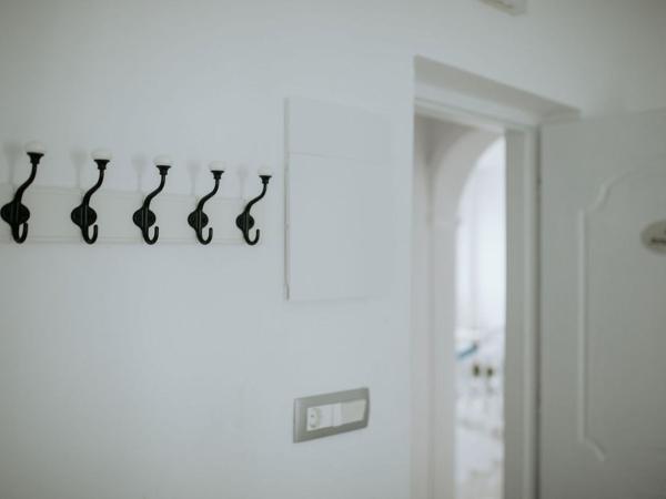 Hotel Thirasia : photo 5 de la chambre chambre quadruple avec balcon