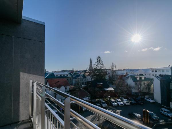 Midtown Hotel : photo 4 de la chambre chambre double avec balcon