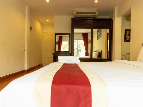 Kiatthada Resort : photo 4 de la chambre suite avec balcon