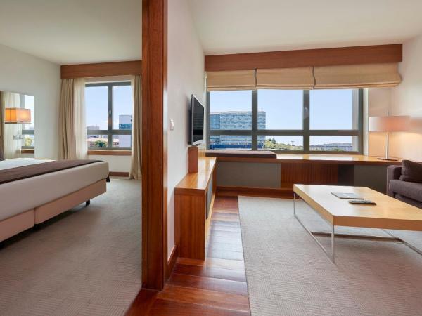 Hotel Acores Lisboa : photo 2 de la chambre suite de luxe - vue sur ville