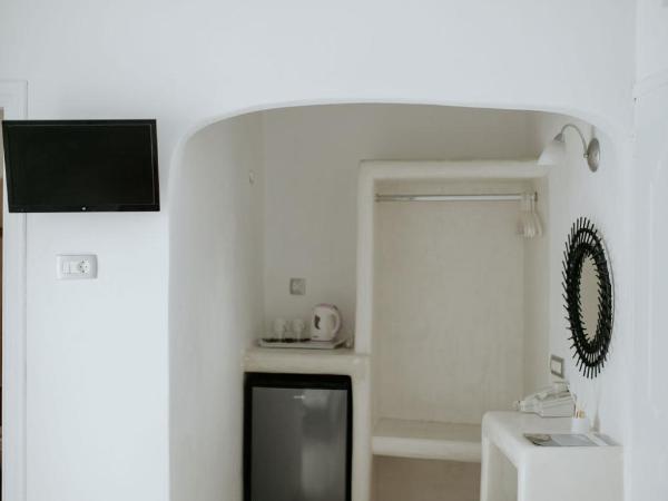 Hotel Thirasia : photo 6 de la chambre chambre double ou lits jumeaux avec balcon