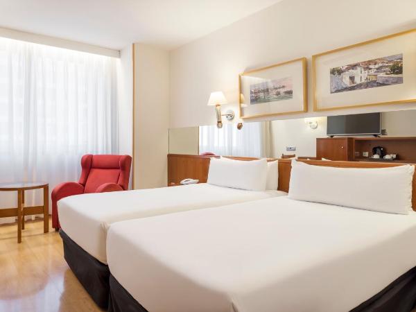 Ilunion Les Corts Spa : photo 2 de la chambre chambre lits jumeaux