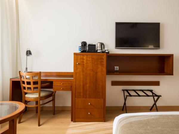 Ilunion Les Corts Spa : photo 3 de la chambre chambre double exécutive