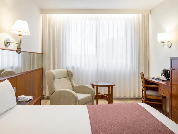 Ilunion Les Corts Spa : photo 2 de la chambre chambre double supérieure