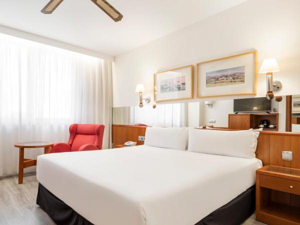 Ilunion Les Corts Spa : photo 4 de la chambre chambre simple