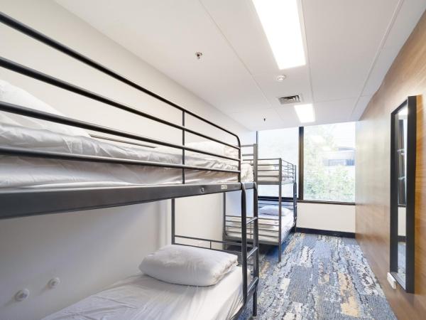 Trademark Hostel Sydney : photo 1 de la chambre lit dans dortoir mixte de 4 lits