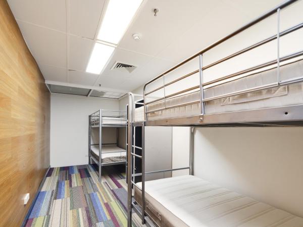 Trademark Hostel Sydney : photo 2 de la chambre lit dans dortoir mixte de 4 lits