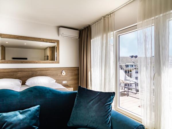 Sleep Inn Düsseldorf : photo 2 de la chambre suite junior avec terrasse