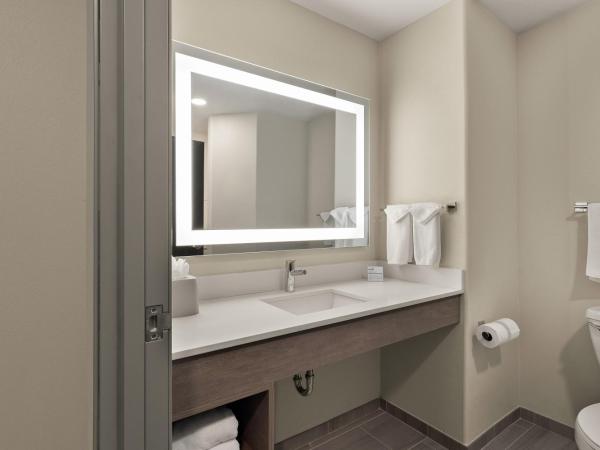 Holiday Inn Express Hotel & Suites Oklahoma City Northwest, an IHG Hotel : photo 4 de la chambre chambre standard