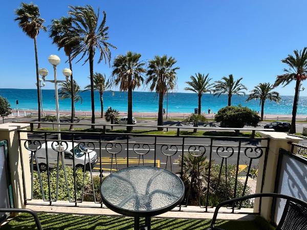Hotel Flots d'Azur : photo 2 de la chambre chambre double privilège avec balcon - vue sur mer